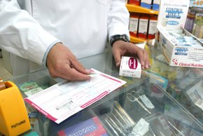 Los medicamentos originales y los genéricos, al mismo precio