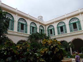Convento de Belén La Habana Convento de Belén, primera residencia para enfermos de Alzheimer de Cuba.