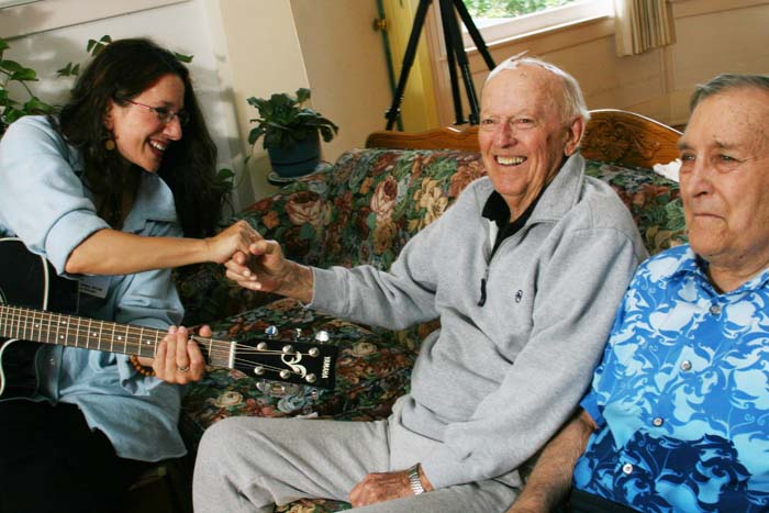 Musicoterapia en AFA Soria para ejercitar la memoria