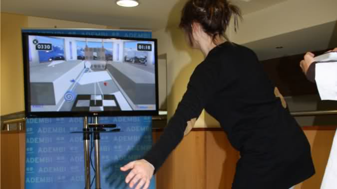 El primer espacio europeo de rehabilitación virtual para personas con esclerosis múltiple, en Bilbao