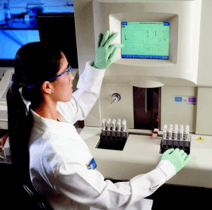 Menos pruebas de laboratorio por la crisis económica