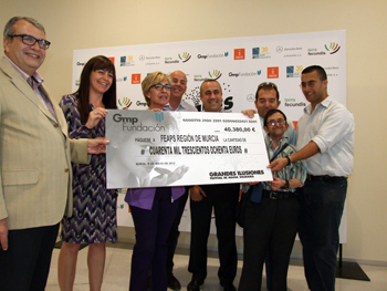 Un festival de magia recauda más de 40.000 euros para FEAPS Región de Murcia