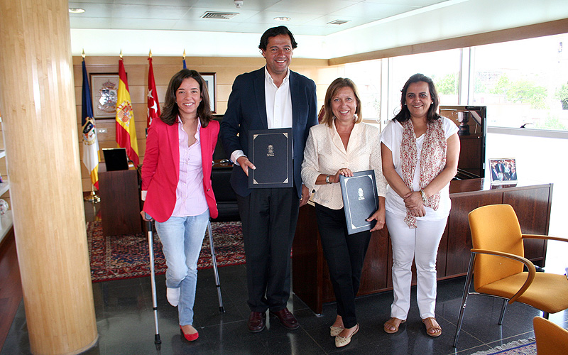 El Ayuntamiento de Las Rozas colaborará con la AFA en la atención de los pacientes con Alzheimer