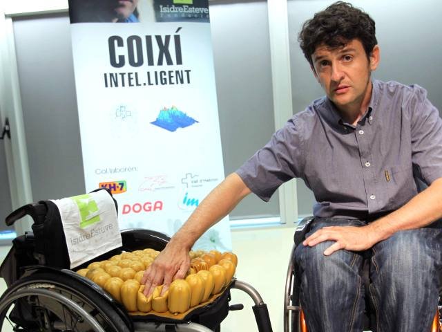 La Fundación Isidre Esteve crea un ‘cojín inteligente’ para evitar úlceras en usuarios de sillas de ruedas