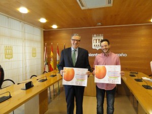 Felipe Royo y Ernesto Ortiz, durante la presentación del Memorial 'Ernest Lluch'