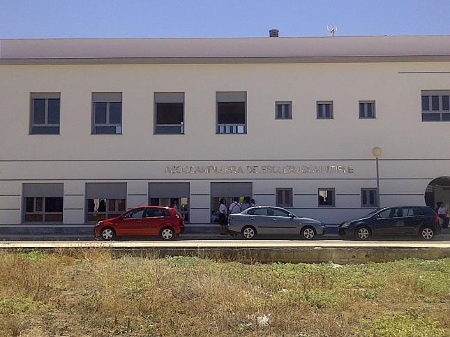 La Asociación Campillera de Esclerosis Múltiple estrena sede completamente equipada y adaptada