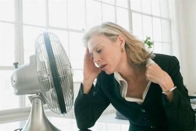 Las respiraciones lentas no alivian los sofocos durante la menopausia