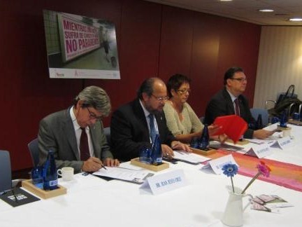 FECMA reclama más rapidez para aprobar nuevos fármacos contra el cáncer de mama