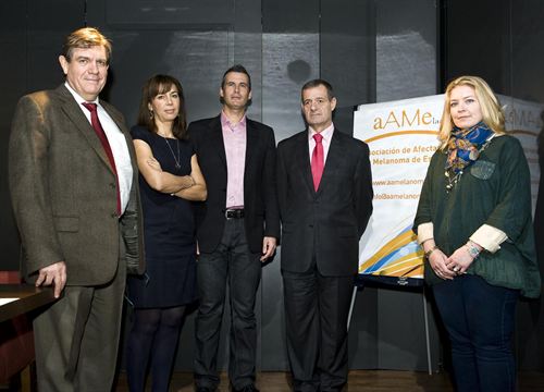 Presentada la Asociación de Afectados de Melanoma de España