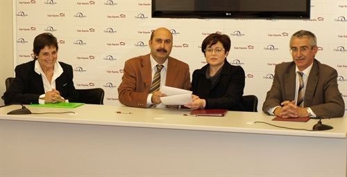 Convenios de colaboración de AFADEVA y AFA Laciana con Caja España-Duero