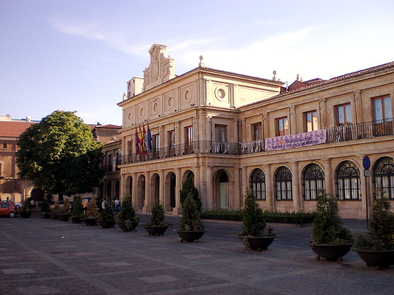 ALDEM celebra su XV Aniversario con la exposición ‘Color & Calor’