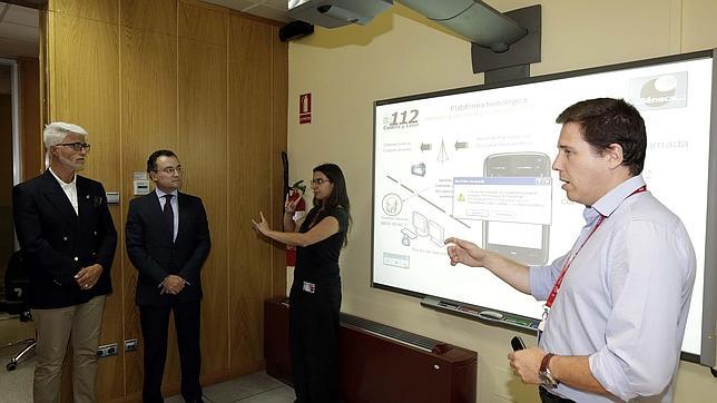 El servicio de urgencias 112 de Castilla La-Mancha, accesible por ‘sms’ y ‘chat’