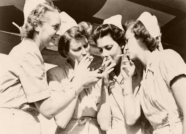 Sólo un cigarrillo diario ya aumenta el riesgo de muerte súbita cardiaca en mujeres