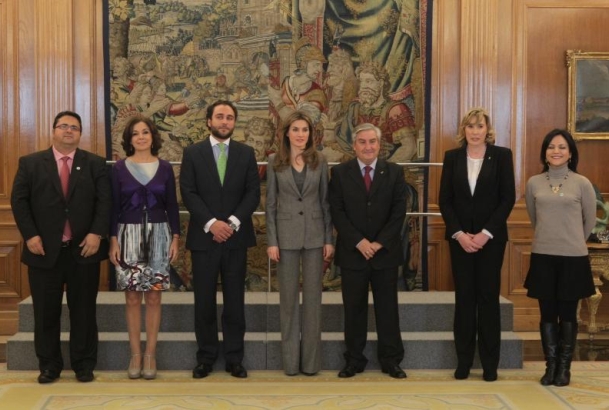 Una audiencia real, viajes del IMSERSO y apoyo a la investigación, en la semana de Asociaciones al Día