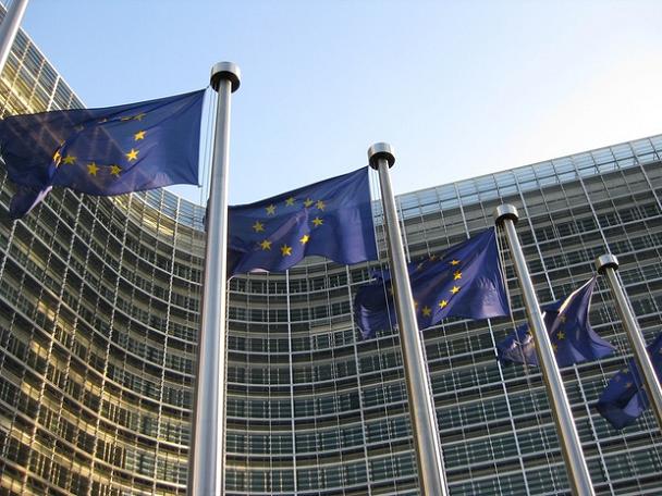 La UE expedienta a España por no reforzar la vigilancia de medicamentos
