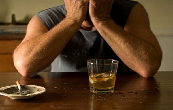 El alcoholismo severo multiplica por 20 la tasa de mortalidad general