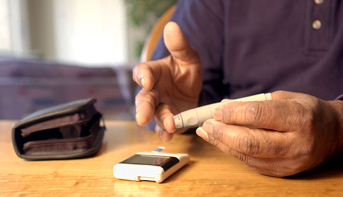 Demencia e hipoglucemias, recíprocamente relacionadas en mayores con diabetes