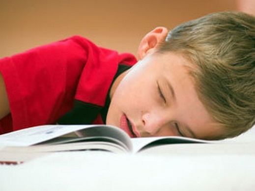 Los niños sin un horario regular para irse a dormir tienen peor capacidad cognitiva