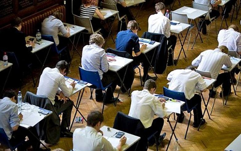 La actividad física mejora el rendimiento académico de los adolescentes