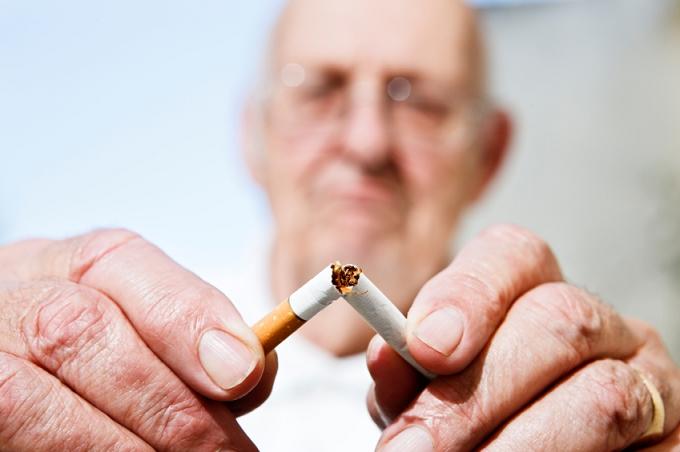 El riesgo CV tras dejar el tabaco acaba siendo similar al de los no fumadores