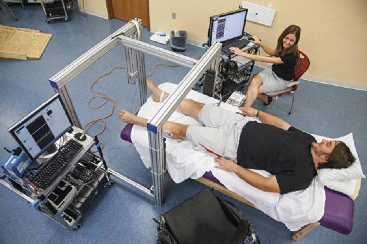 Una terapia permite a pacientes con paraplejia recuperar movimiento parcial