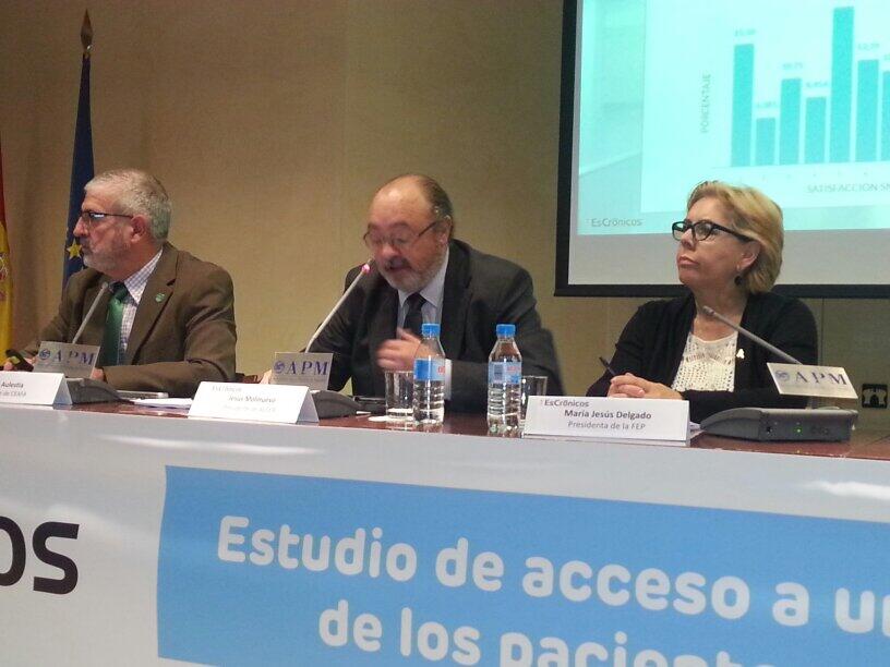 Los pacientes crónicos otorgan un 4,9 a la atención sanitaria recibida del SNS