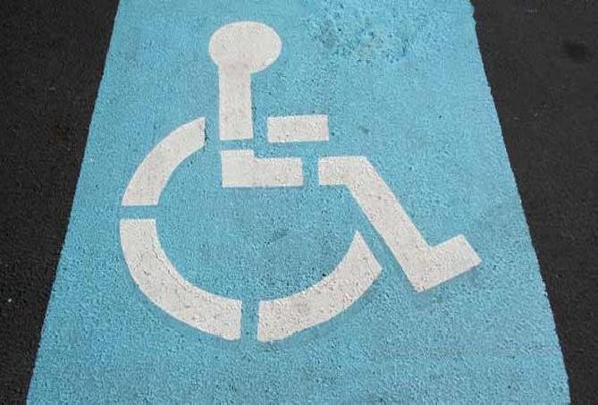 Las tarjetas de aparcamiento para personas con discapacidad tendrán validez en todo el país