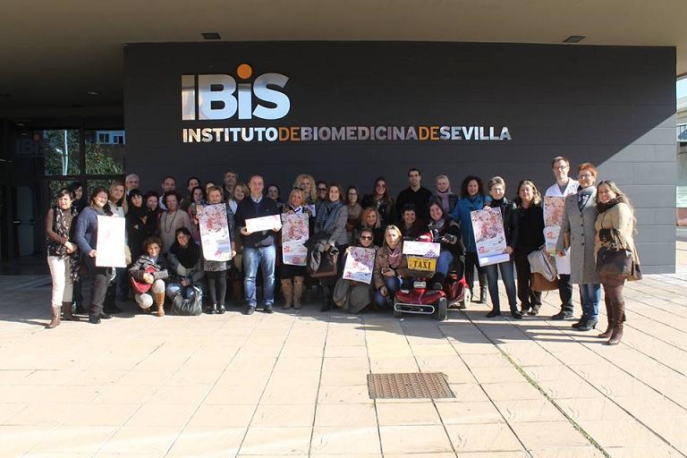 Cris contra el cáncer recibe 8.000 euros de los taxistas andaluces
