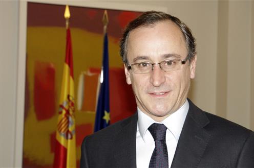 Sanidad quiere «armonizar» la asistencia dada a las personas en situación irregular