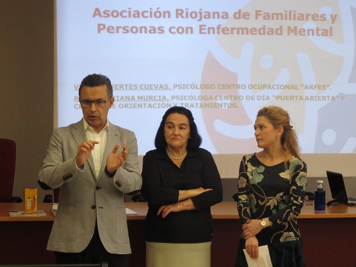 Curso para formar a la policía contra el estigma en los trastornos mentales
