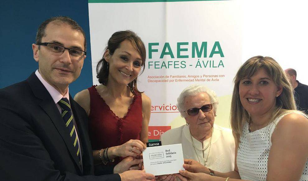 FAEMA recibe 3.092 euros de Bankia para la construcción de su Centro de Día