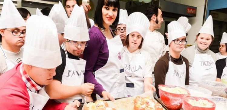 Proyecto ‘Flor Dulce de Navidad’ a favor de Fundación Irene Villa y la FSDM