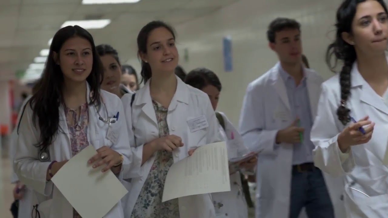 Más médicos para intentar paliar el déficit en determinadas especialidades