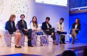 Un momento del debate con representantes de EUPATI; Kids BARCELONA; FECMA; AEMP y Roche Farma.