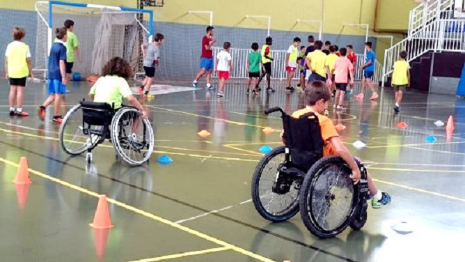 El proyecto ‘IncluyE+D’ beneficia a 38 estudiantes con discapacidad de Sevilla