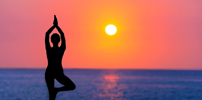 Taller de yoga de ACCU Álava para pacientes de EII, familiares y amigos
