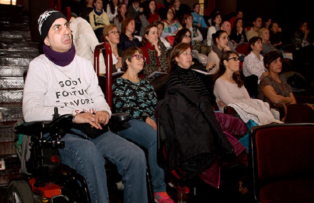 Los cines deben ser accesibles para todas las personas con discapacidad