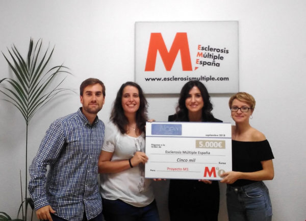 Noelia Martín dona 5.000 euros al ‘Proyecto M1 de Investigación’ de FELEM