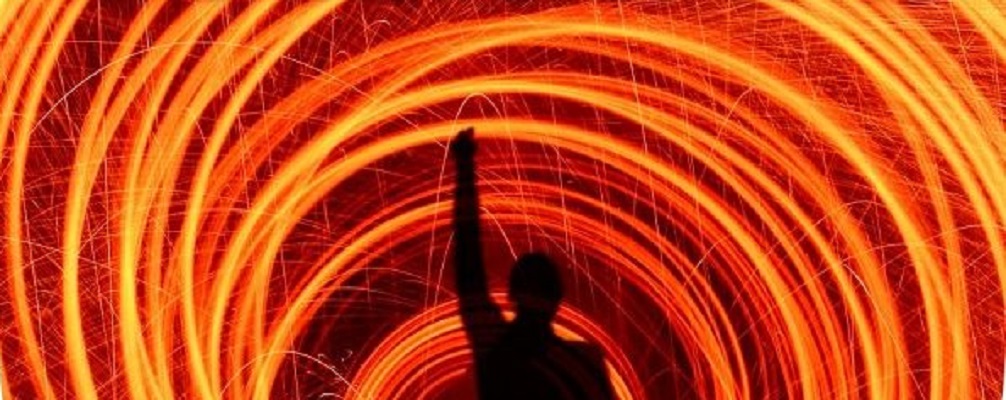 España se ilumina de naranja por las personas con TDAH
