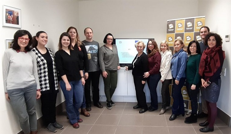 Terapias creativas para la inclusión social en el Alzheimer