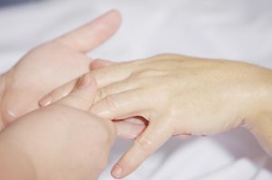 hand_massage_treatment
