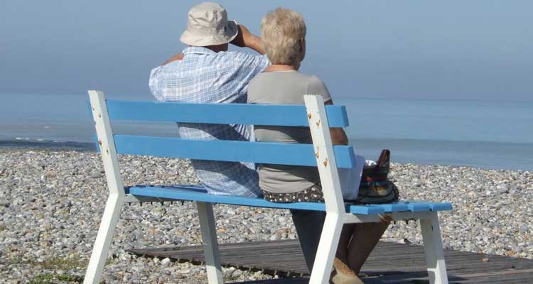 Vacaciones seguras para las personas mayores con diabetes