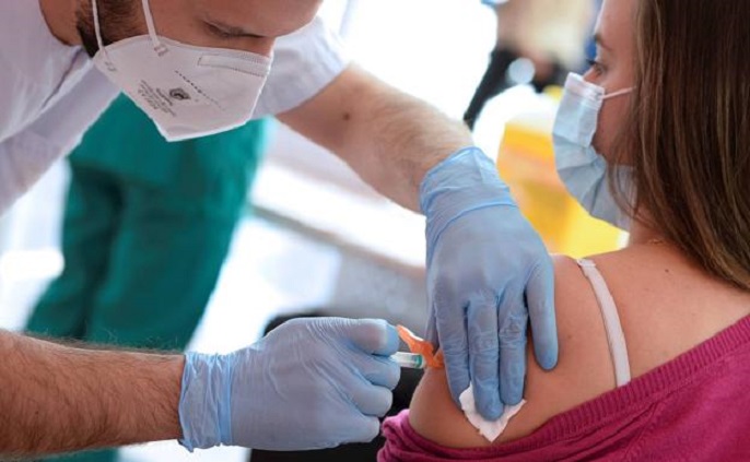 Decepción por la nueva omisión de los pacientes crónicos en la vacunación