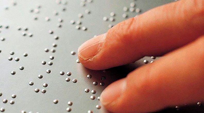 Etiquetado en braille para consumidores con discapacidad visual