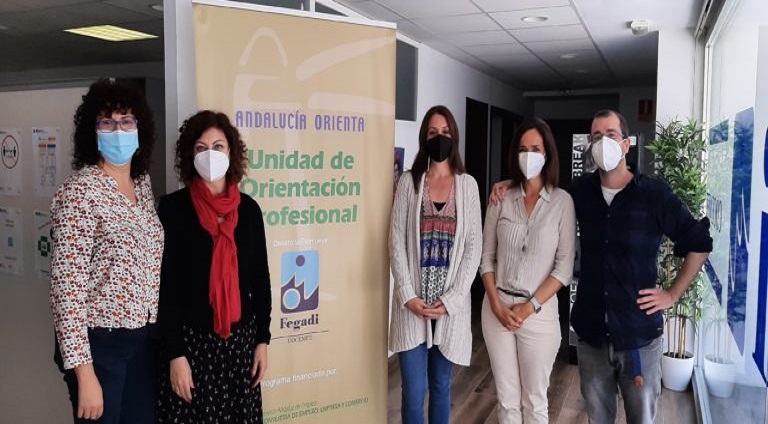 Itinerarios personalizados para la inserción laboral de las personas con discapacidad de Cádiz