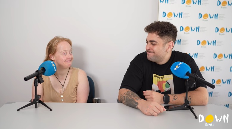 Pódcast de humor y entretenimiento de personas con síndrome de Down
