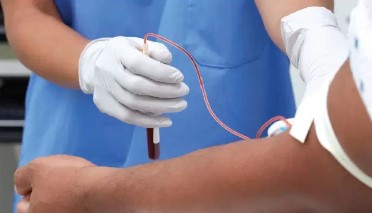 Un simple análisis de sangre permite evaluar el riesgo de progresión de enfermedad hepática