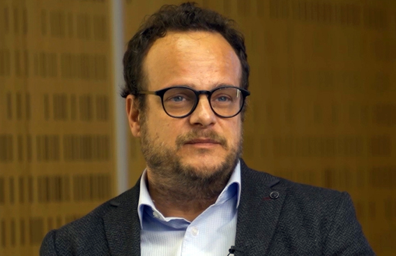 «La digitalización da superpoderes a la relación entre médico y paciente»