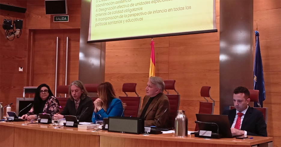 Unoentrecienmil y el cáncer infantil en el Senado