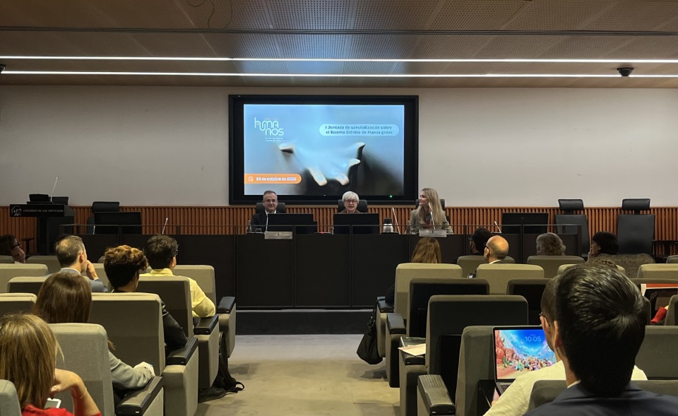 El Congreso de los Diputados acoge la primera jornada dedicada al eccema crónico de manos grave